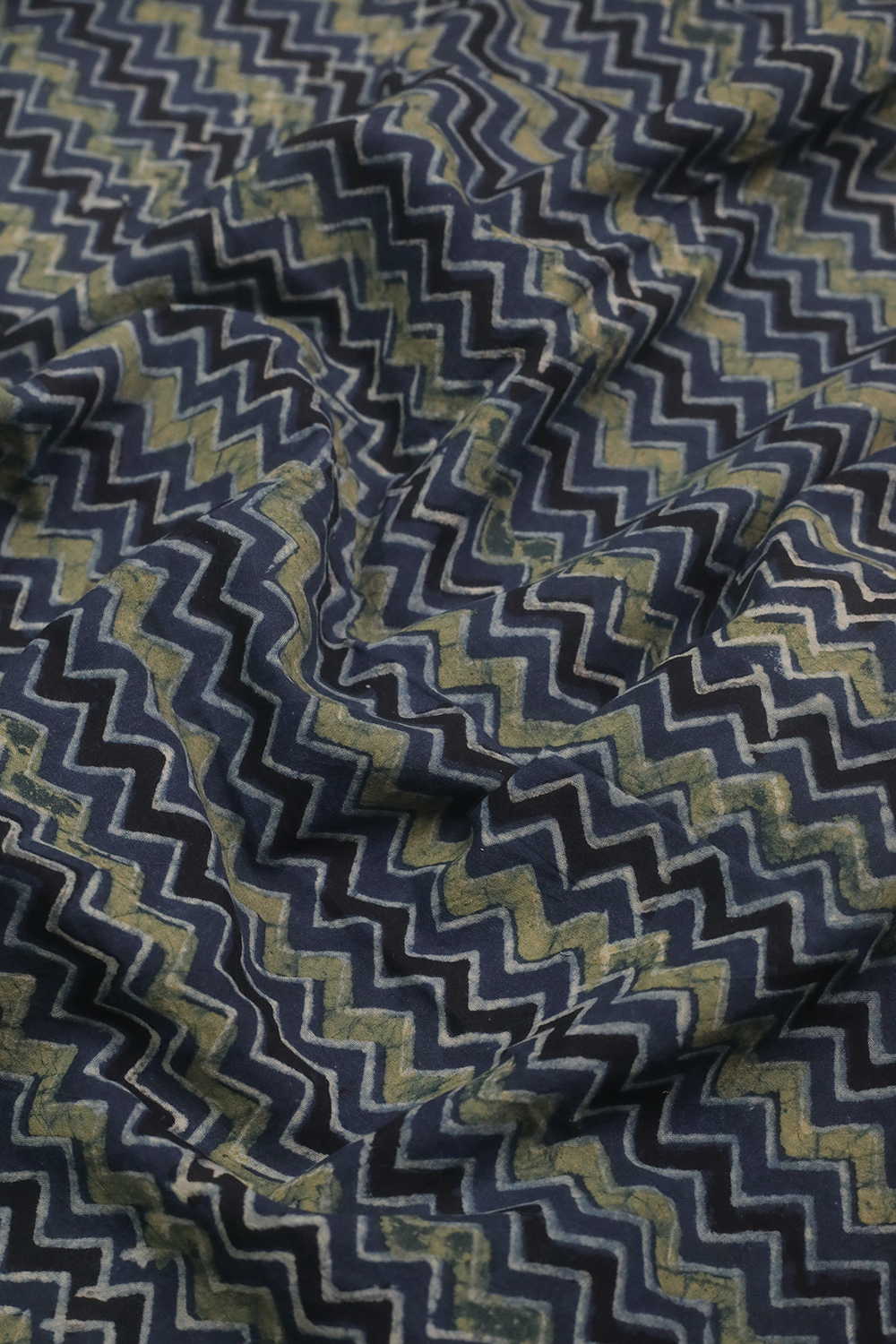 Zig Zag Patterns on Indigo Ajrak Cotton Fabric - Image 2
