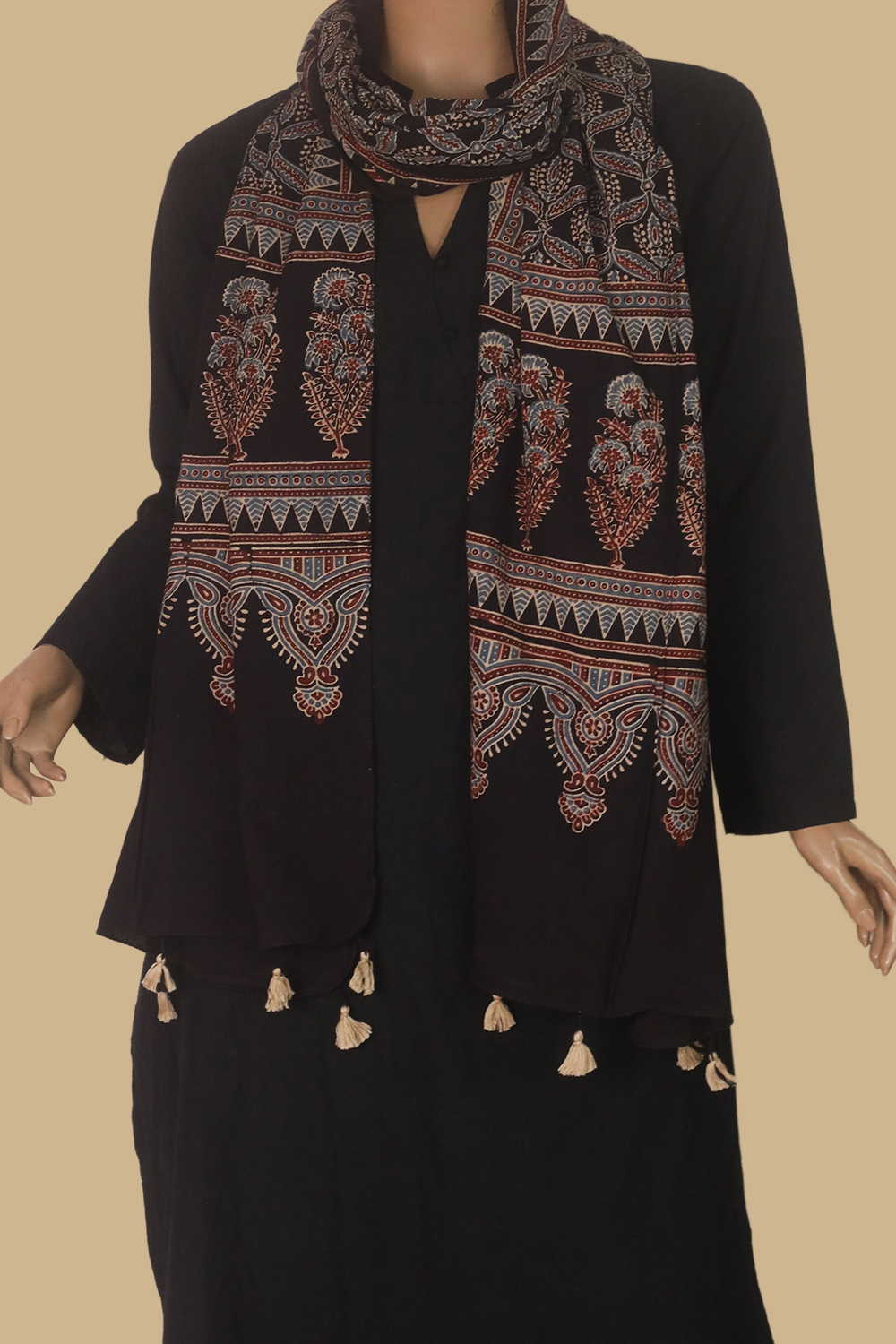 Black - Intericate Pattern Ajrak Cotton Stole - Image 3