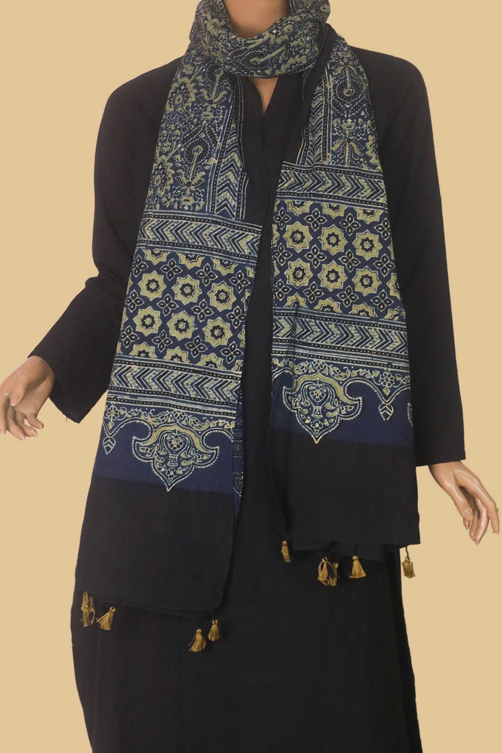 Indig Designed Ajrak Cotton Stole - Image 3