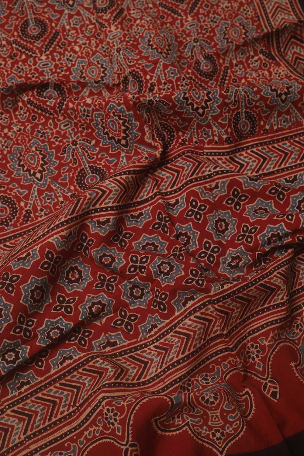 Maroon Ajrak Cotton Stole - Image 3