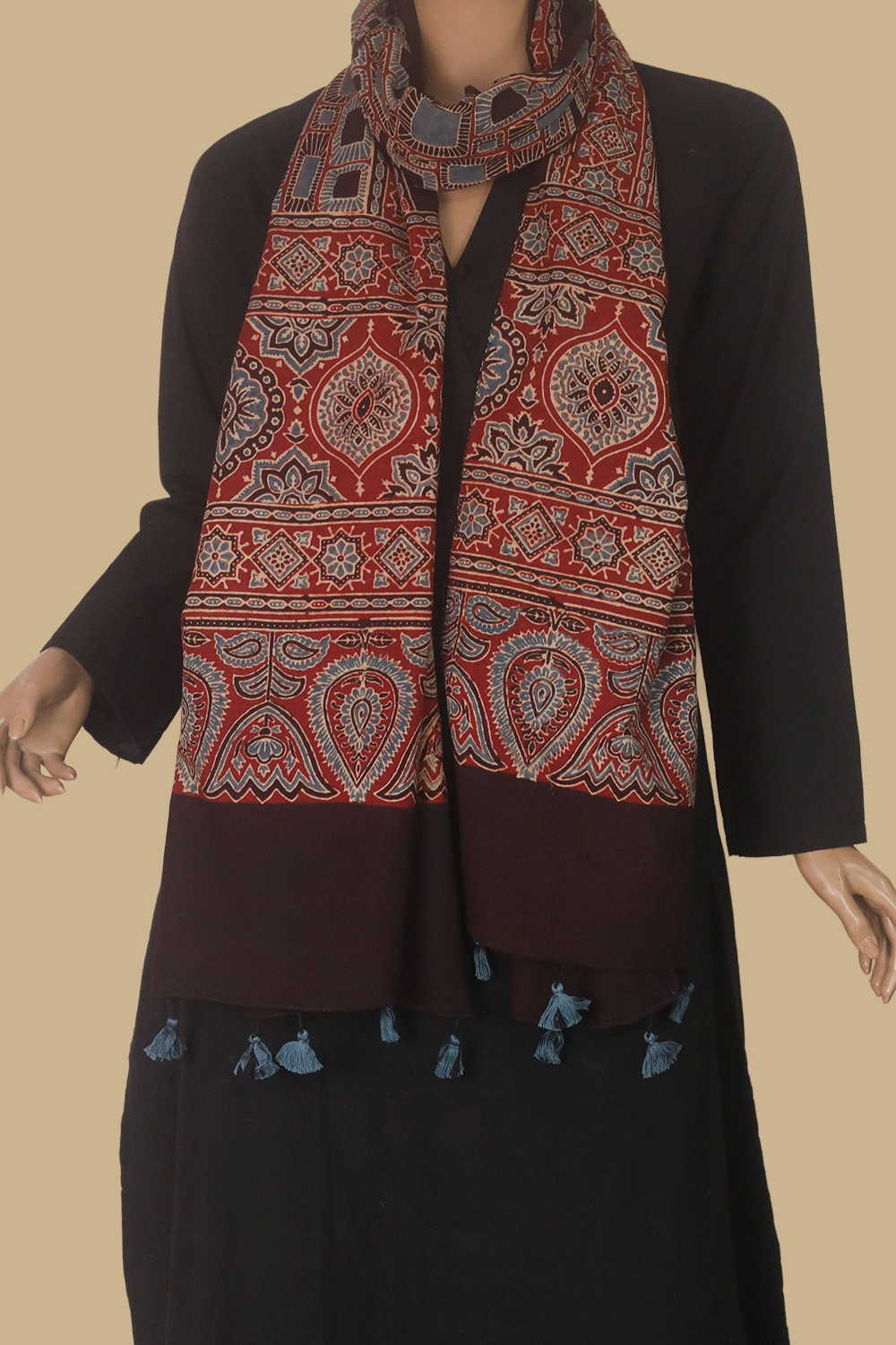 Geometric Pattern Ajrak Cotton Stole - Image 2