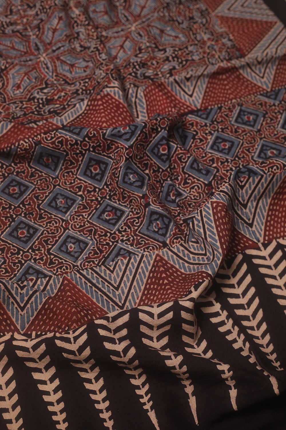 Black - Cluster Pattern Ajrak Cotton Stole - Image 3