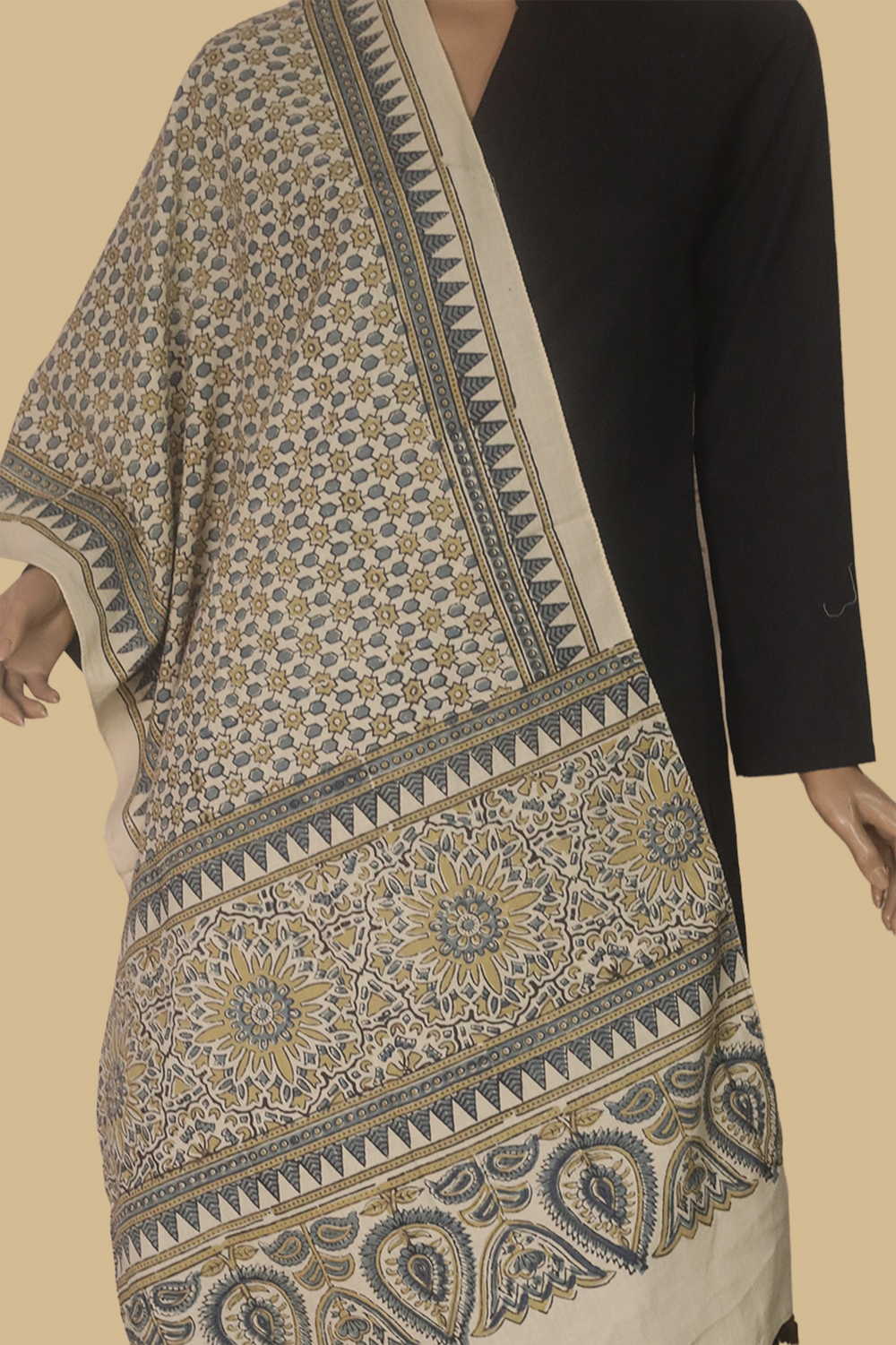Creamy Bloom Ajrak Cotton Stole