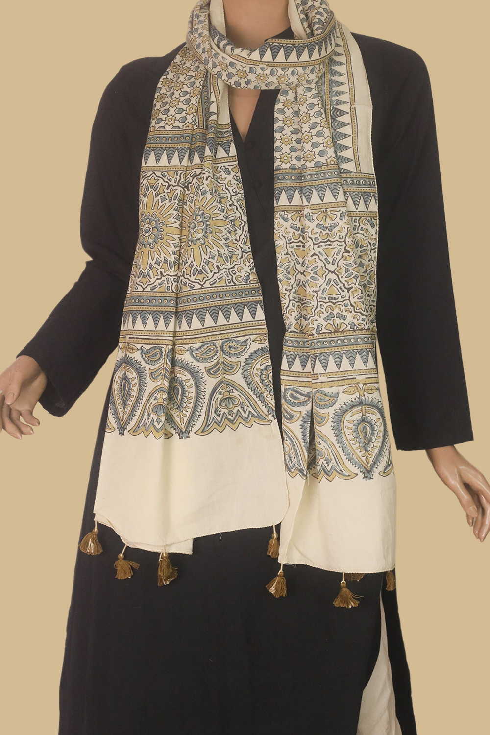 Creamy Bloom Ajrak Cotton Stole - Image 2