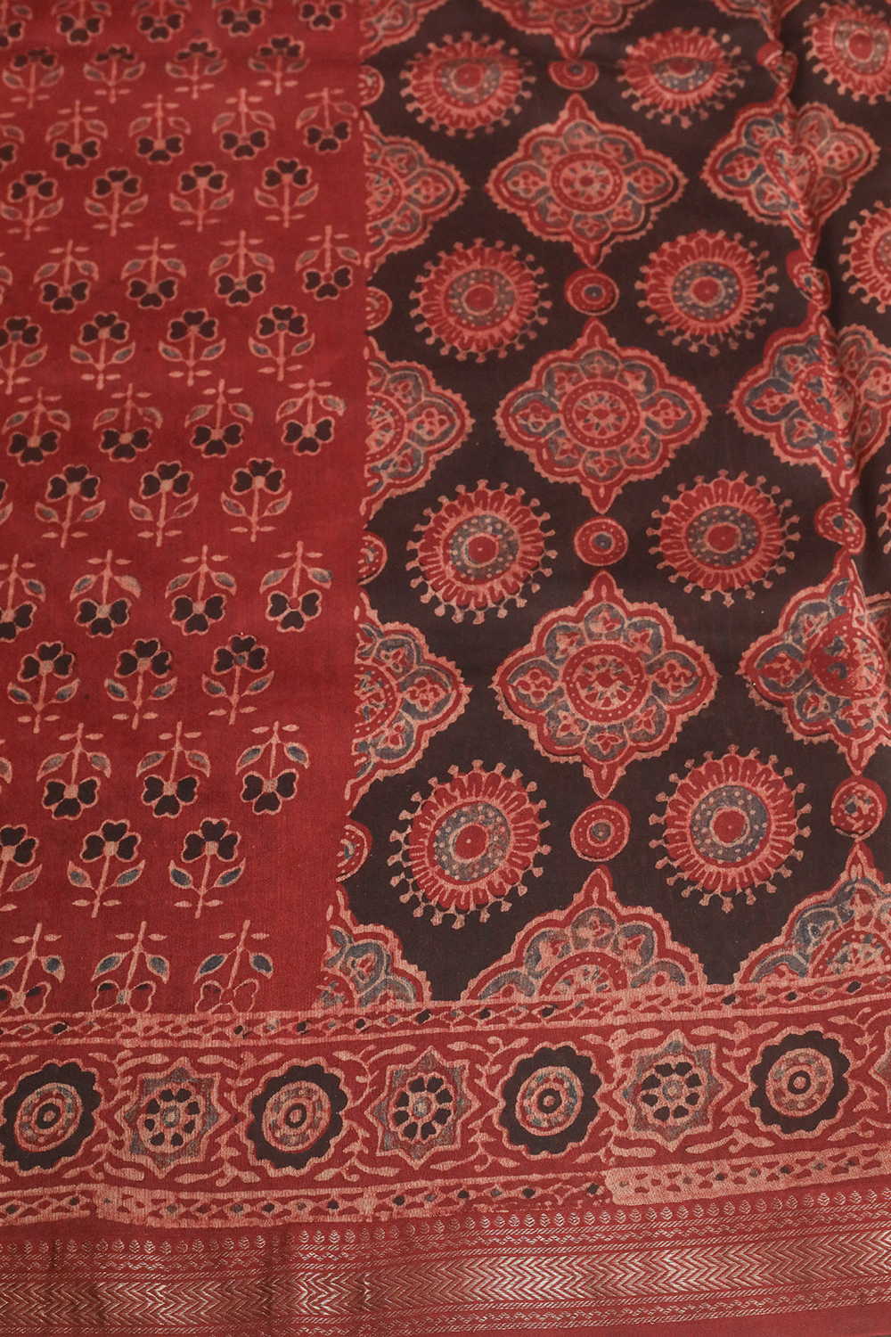 Black Floral on Maroon Ajrak Maheshwari Saree - Image 4