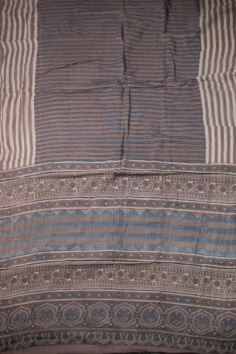 Stripes on Grey Ajrak Mul Cotton saree - Image 2