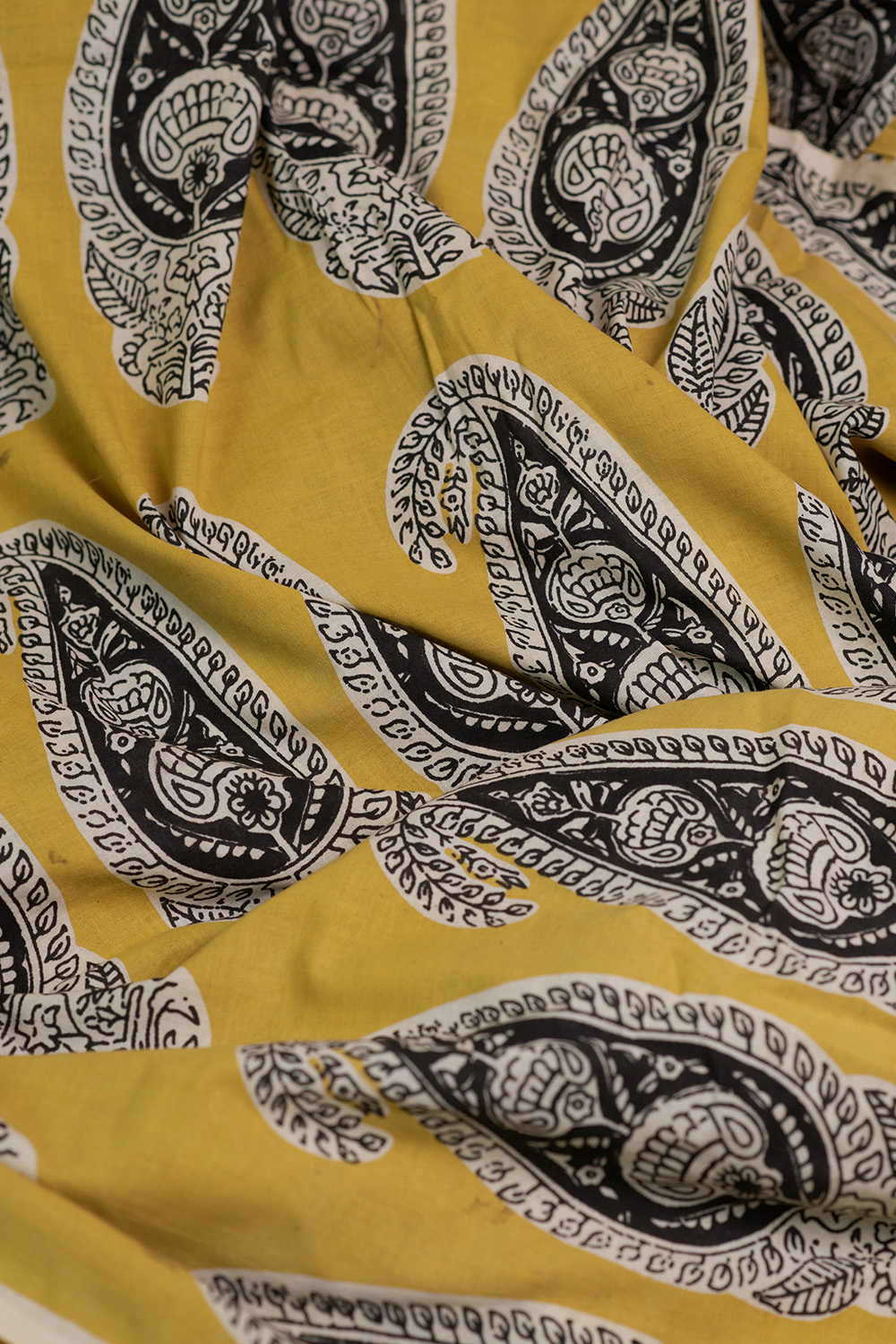 Paisley Butta Bagru Cotton Fabric - Image 3