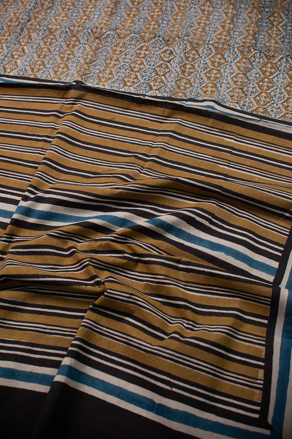 Symmetric Pattern Bagru Mul Cotton saree - Image 3