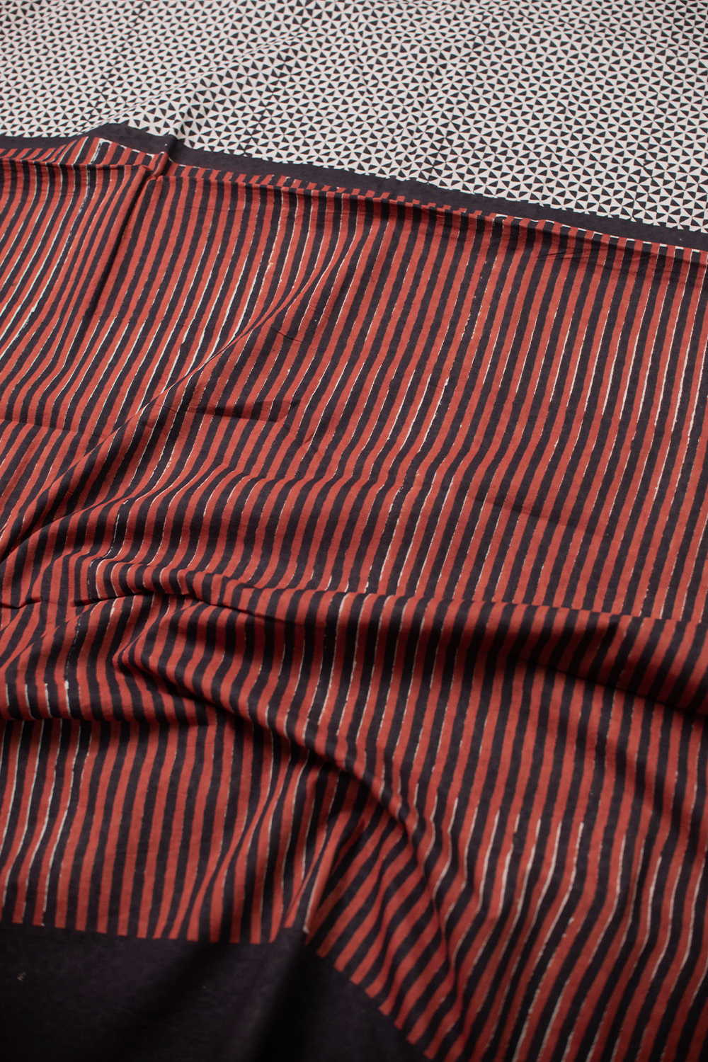 Tiny Motifs - Bagru Mul Cotton saree - Image 3
