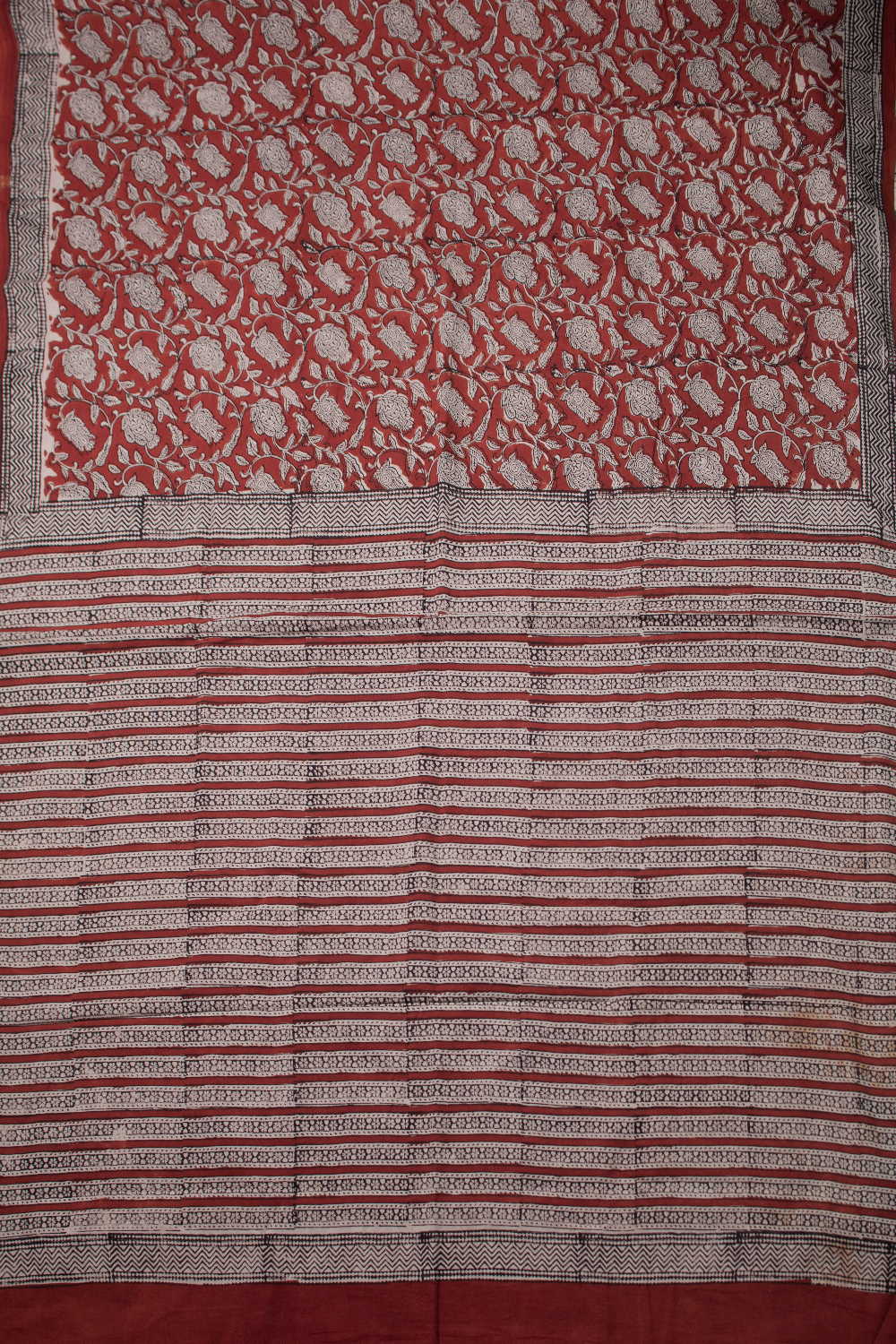 Maroon Floral Bagru Mul Cotton saree - Image 2