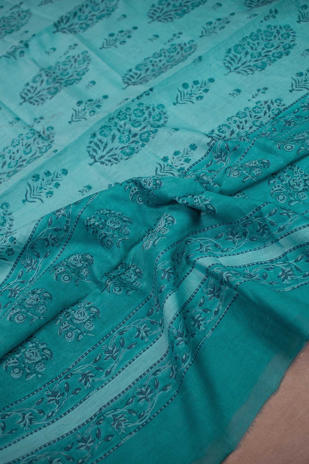 Big Butta Motifs Block Printed Chanderi Dupatta - Image 2