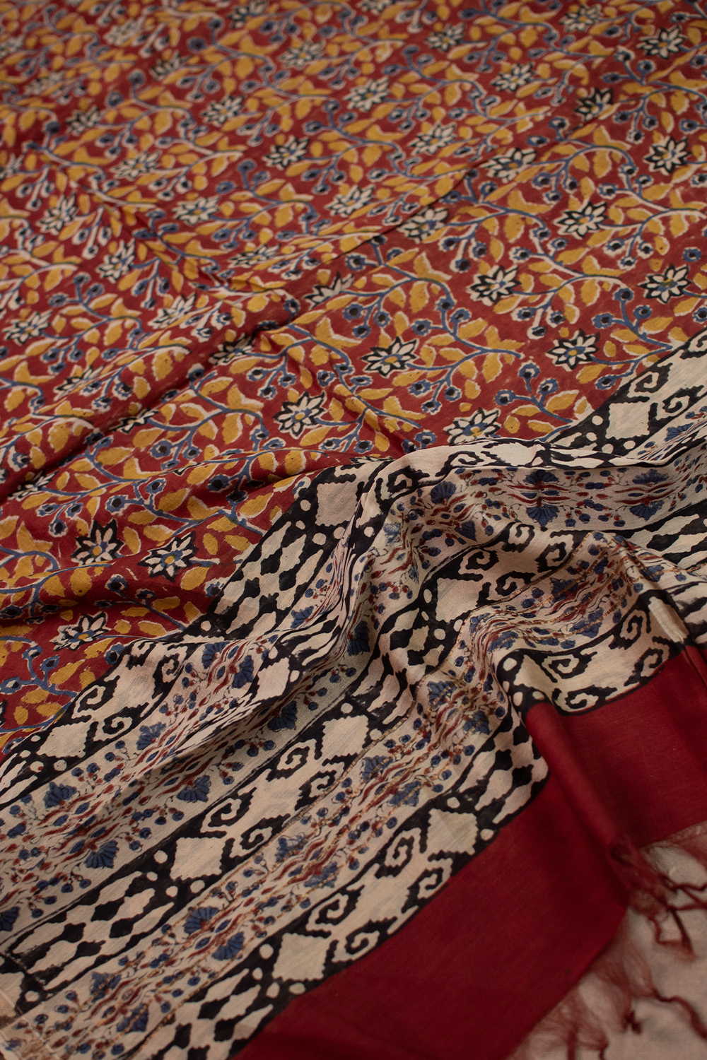 Maroon Garden Block Printed Chanderi Dupatta - Image 2