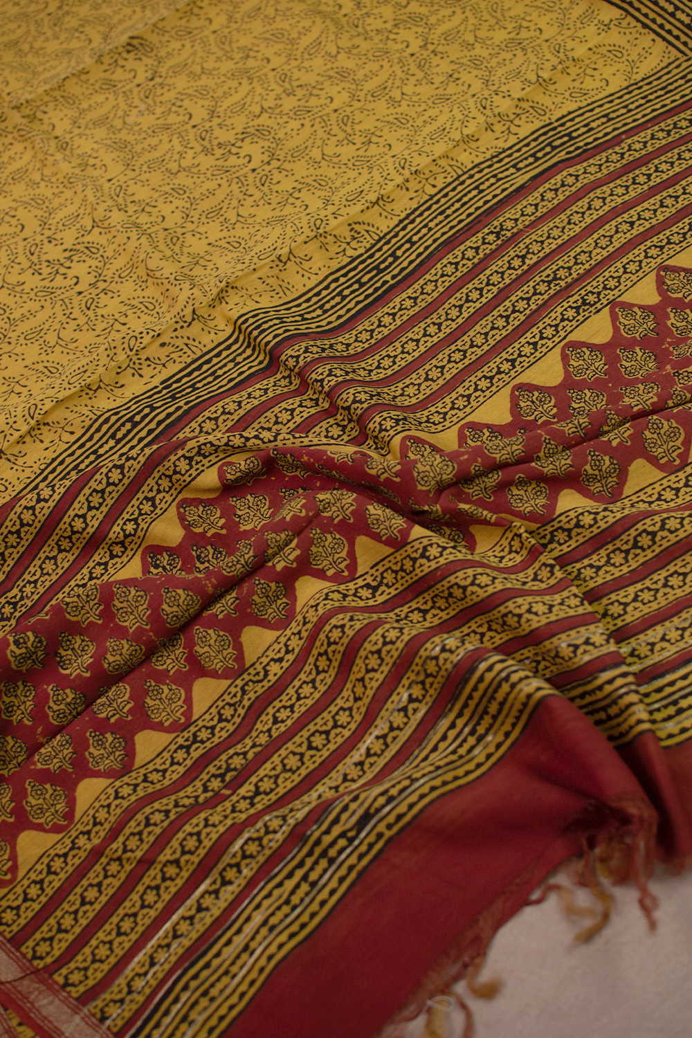 Florals with Yellow Block Printed Chanderi Dupatta - Image 2