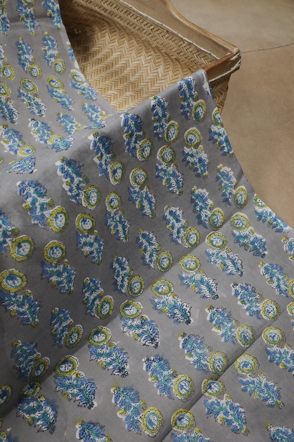 Butta Floral on Grey Mul Cotton Sanganeri Fabric - Image 3