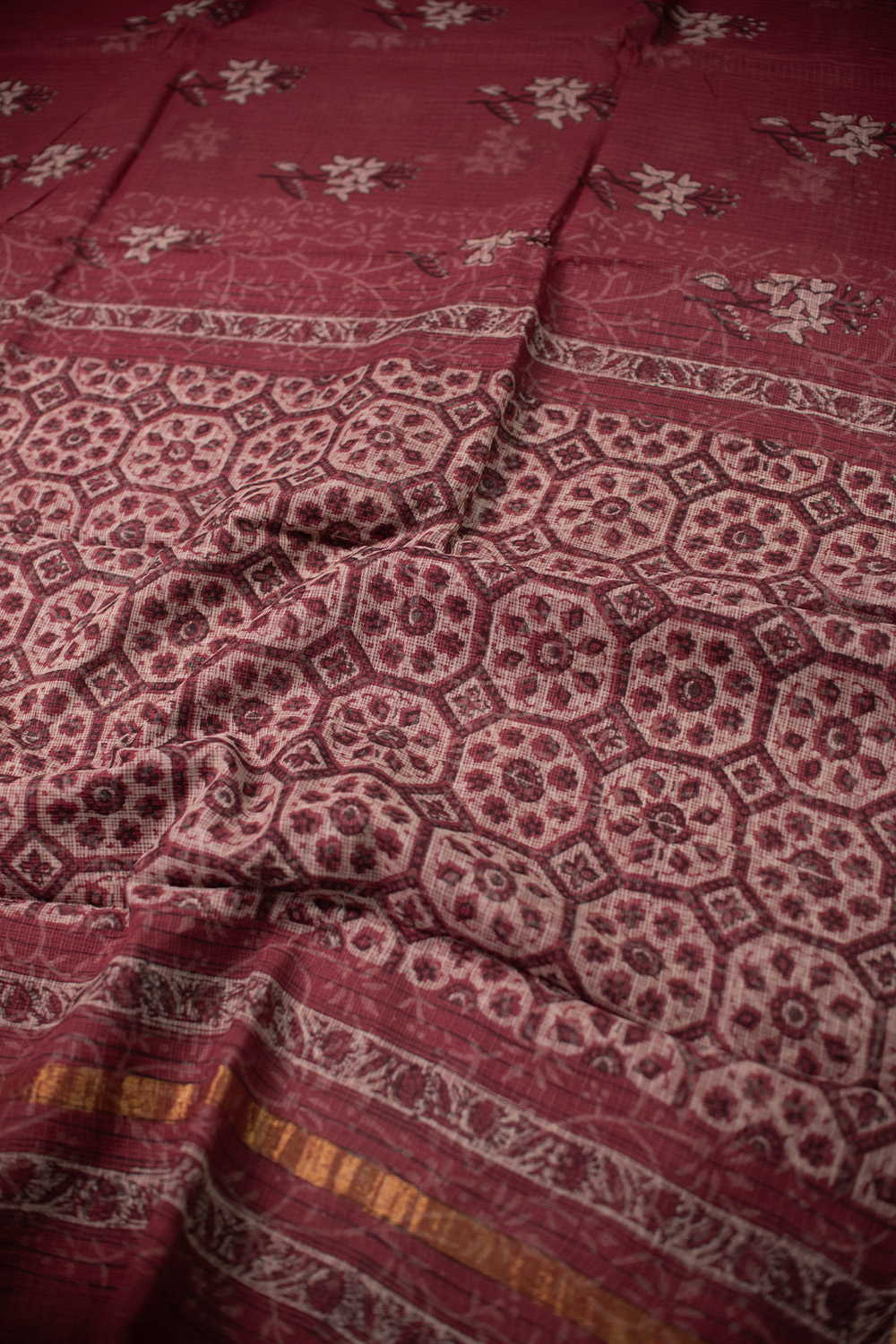 Shades of Maroon Block Printed Kota Cotton saree - Image 3