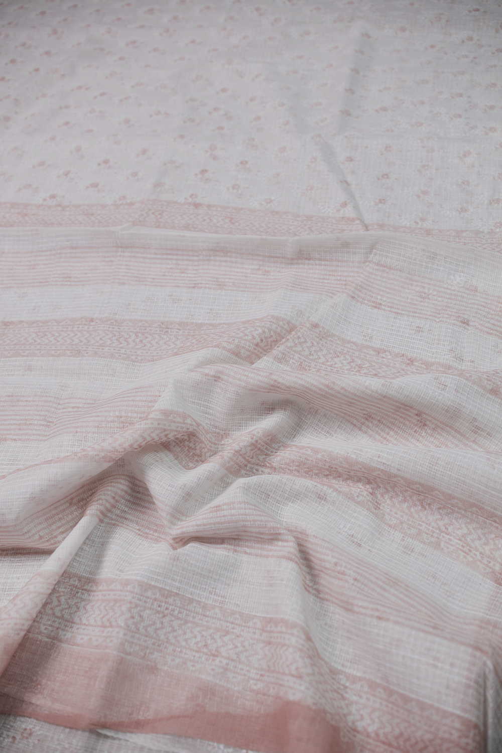 Daisy Cream Block Printed Kota Cotton saree - Image 3