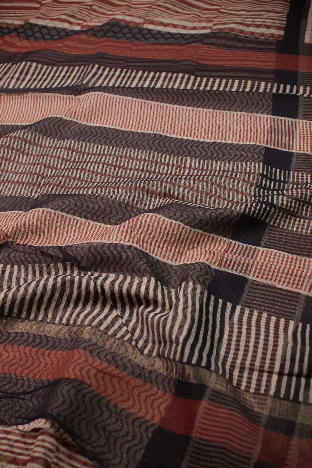 Desert Checks Block Printed Kota Cotton saree - Image 3