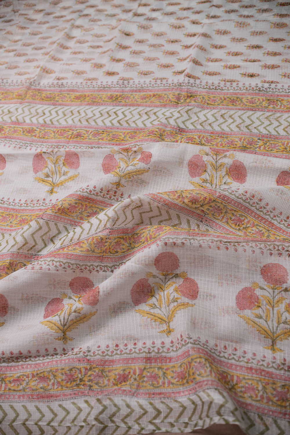Daisy Cream Block Printed Kota Cotton saree - Image 3
