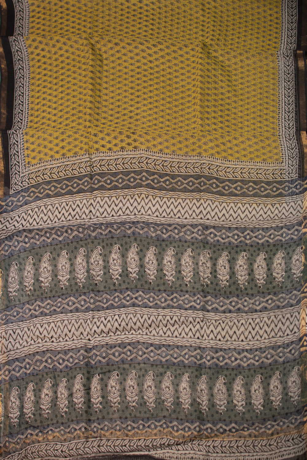 Tiny Motifs Block Printed Kota Cotton saree - Image 2