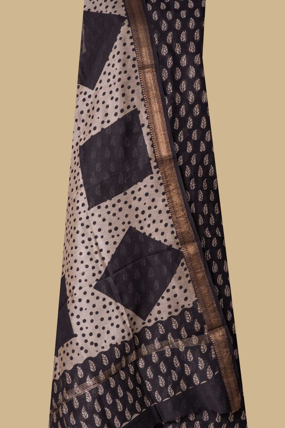 Motifs on Black Block Printed Maheshwari Suit
