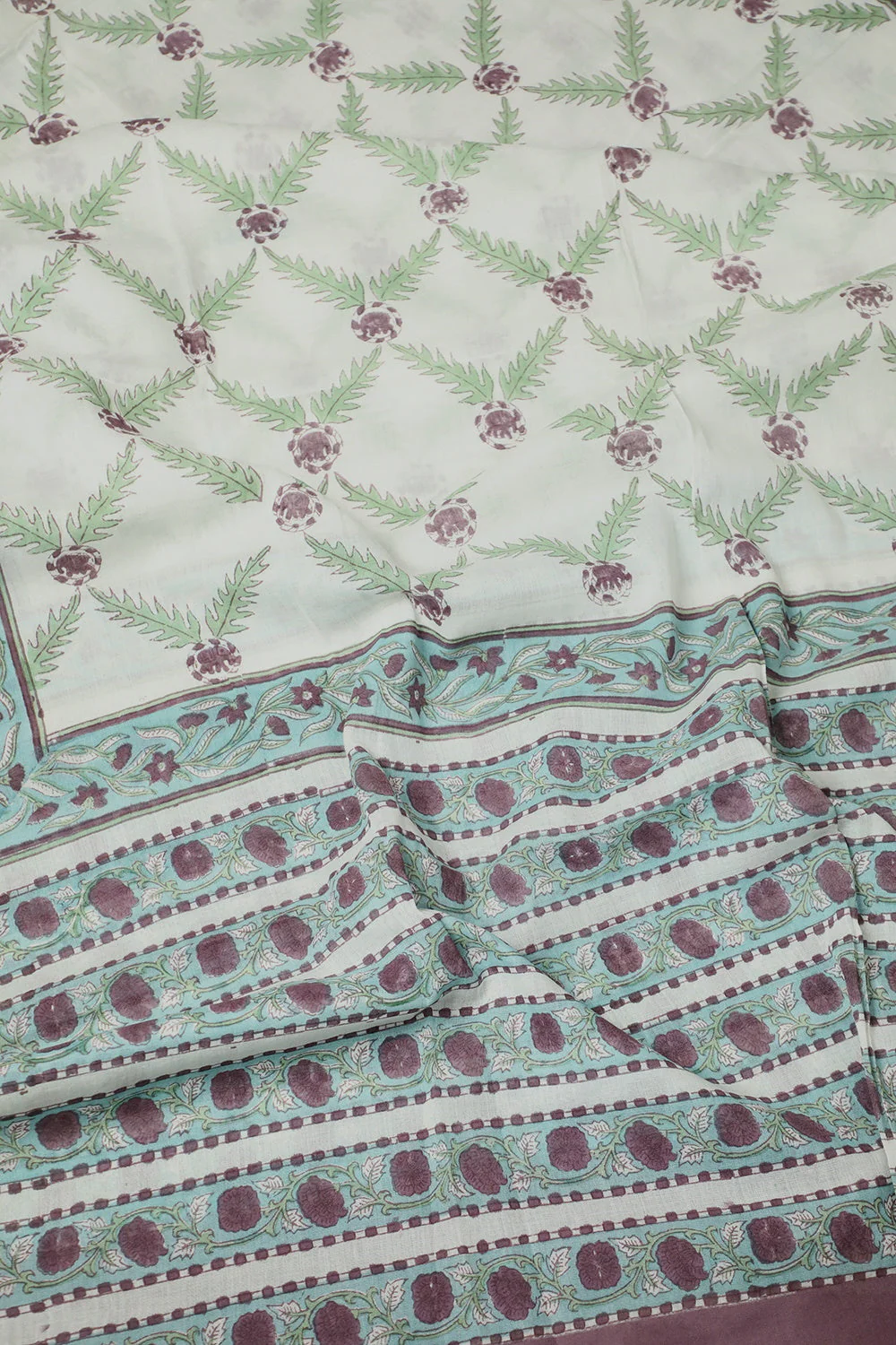 Floral Pattern on Cream Block Printed Mul Cotton Dupatta - Image 3