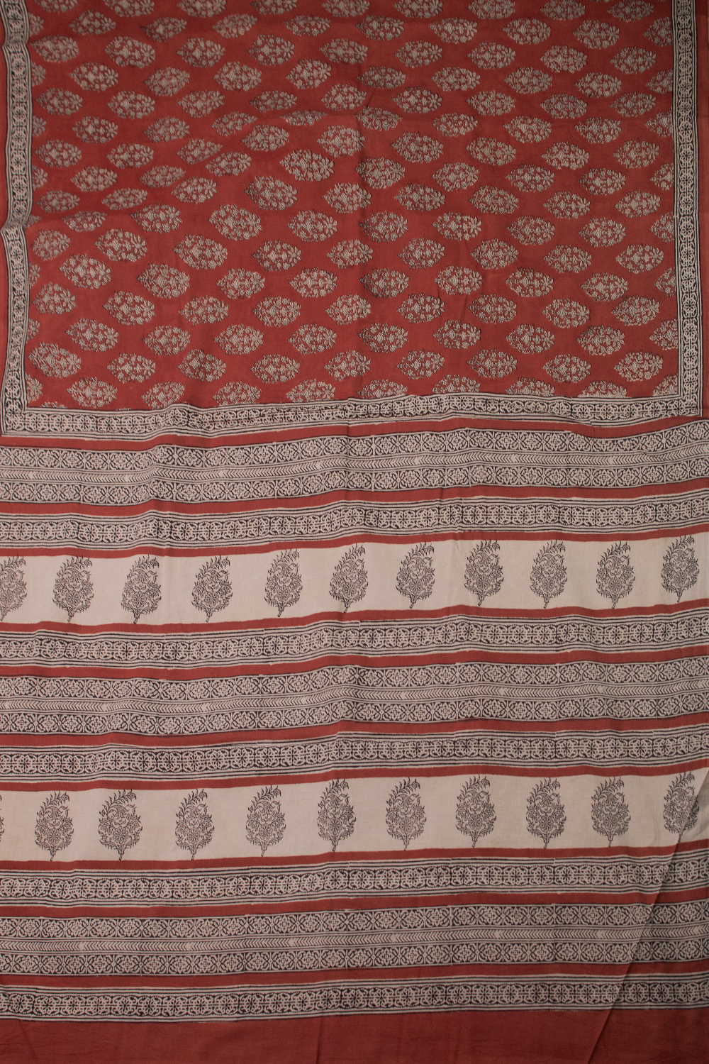 Buttas - Maroon Block Printed Mul Cotton saree - Image 2