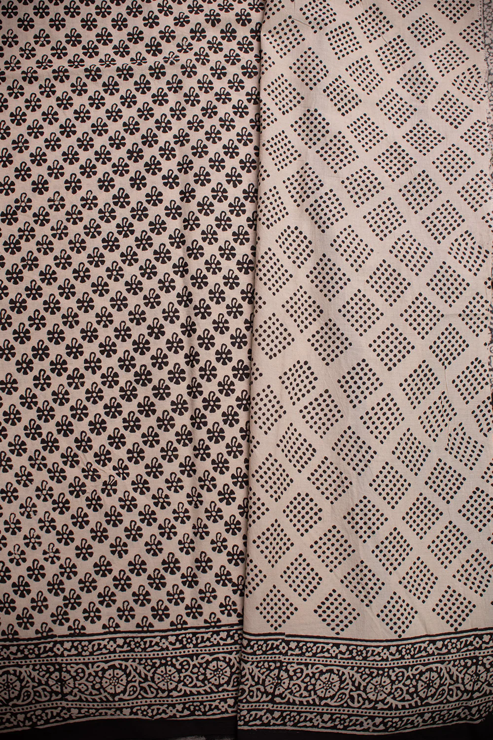 Midnight Blossom Block Printed Mul Cotton saree - Image 4
