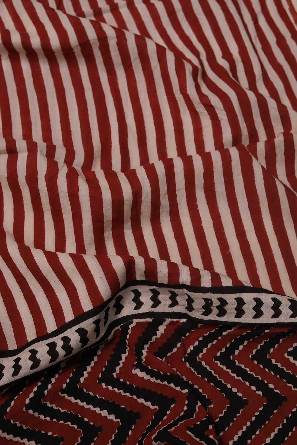 Maroon Stripe Block Printed Mul Cotton Stole - Image 3