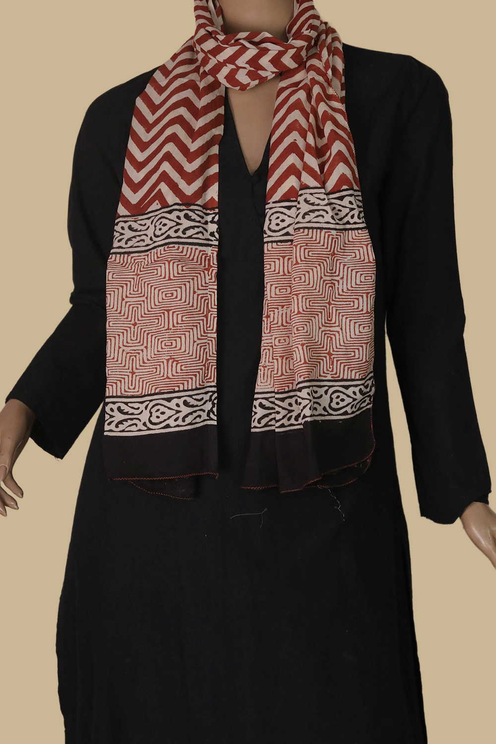 Maroon Chevron Block Printed Mul Cotton Stole - Image 2