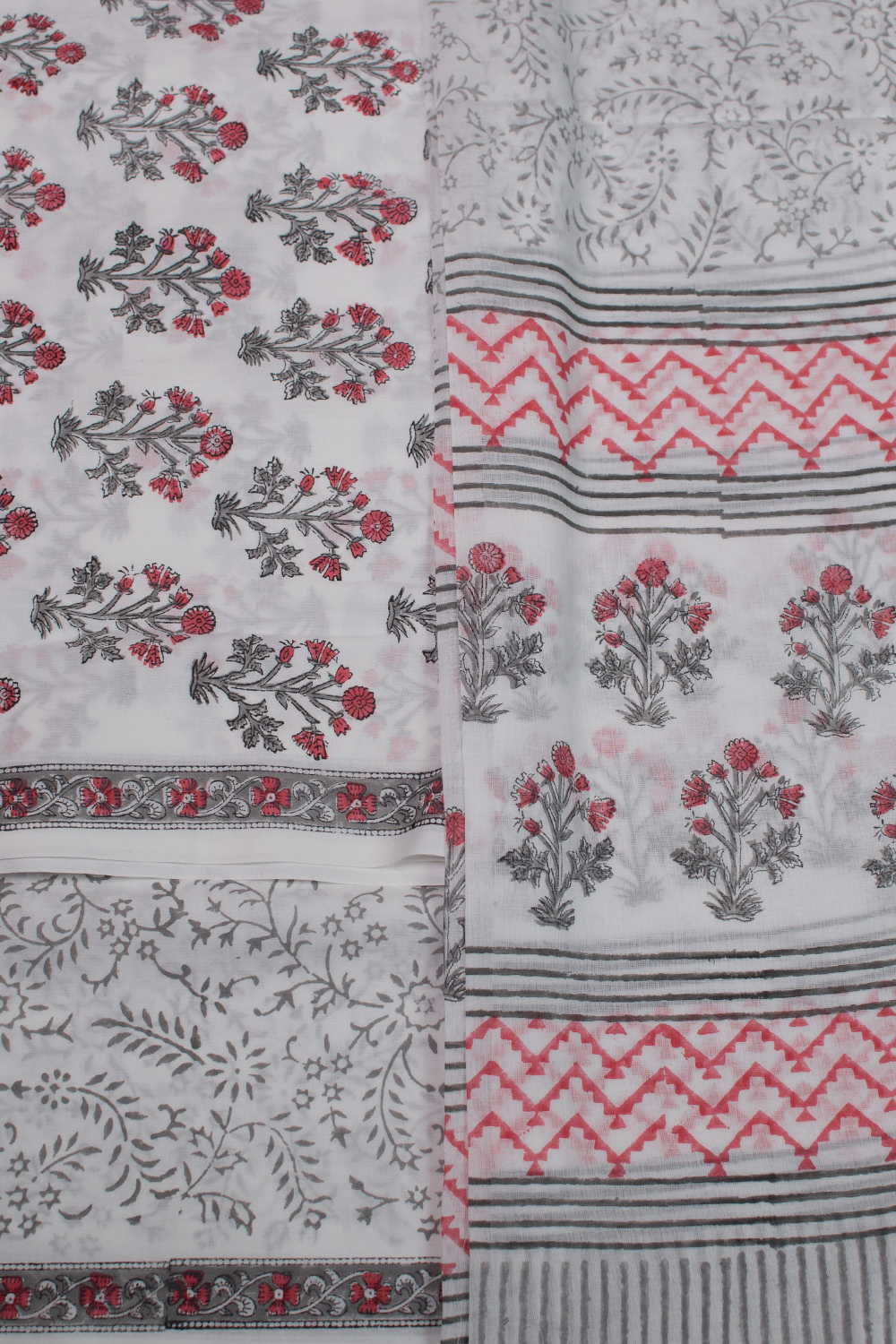 Cream Floral Block Printed Mul Cotton Suit - Image 3