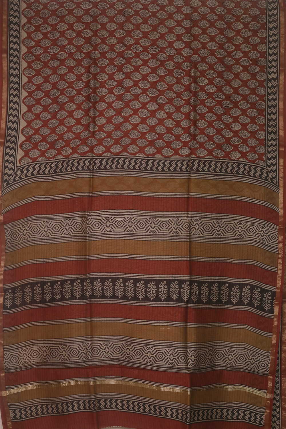 Maroon Block Printed Silk Cotton saree - Image 2