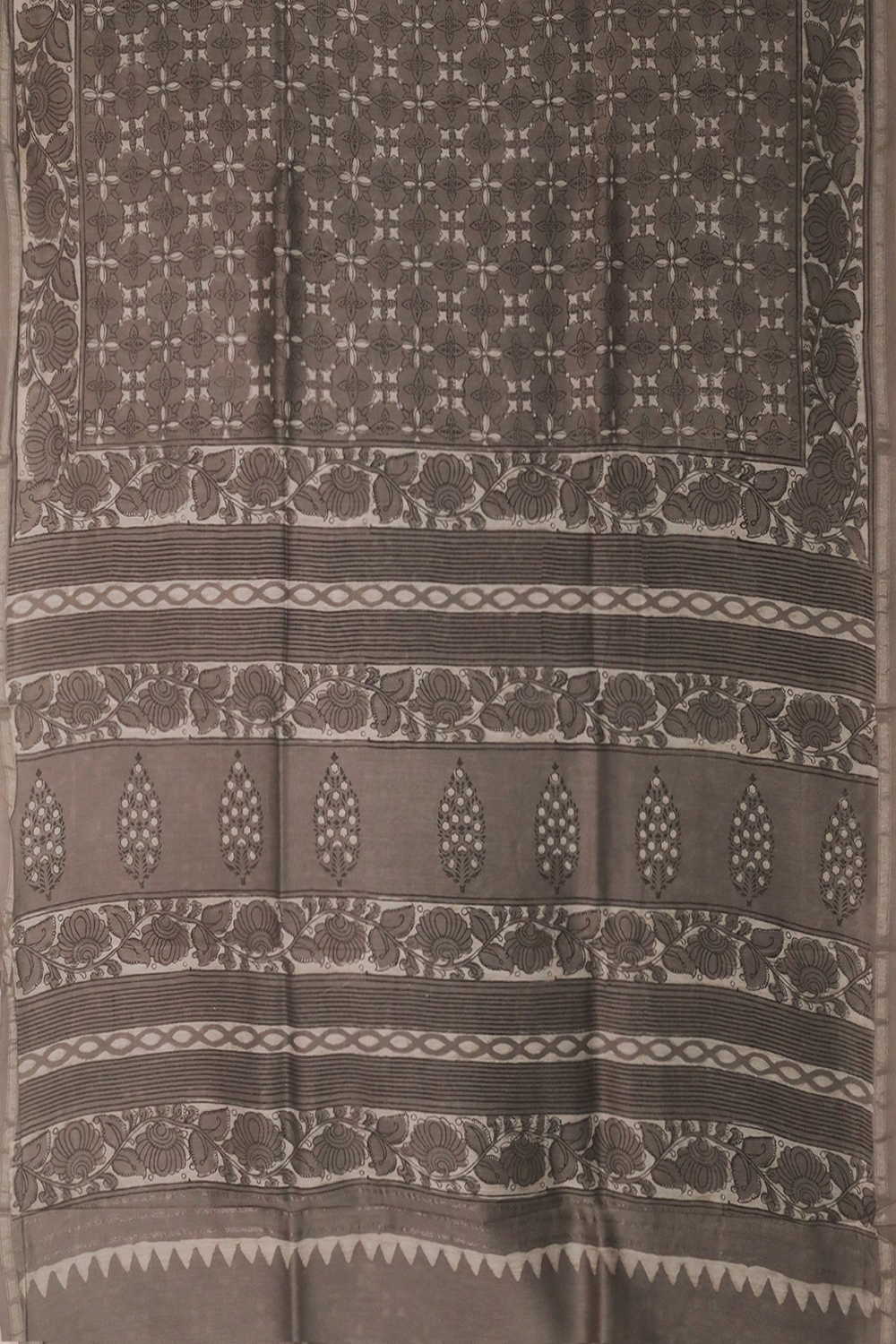 Symmetry Pattern - Grey Block Printed Silk Cotton saree - Image 2