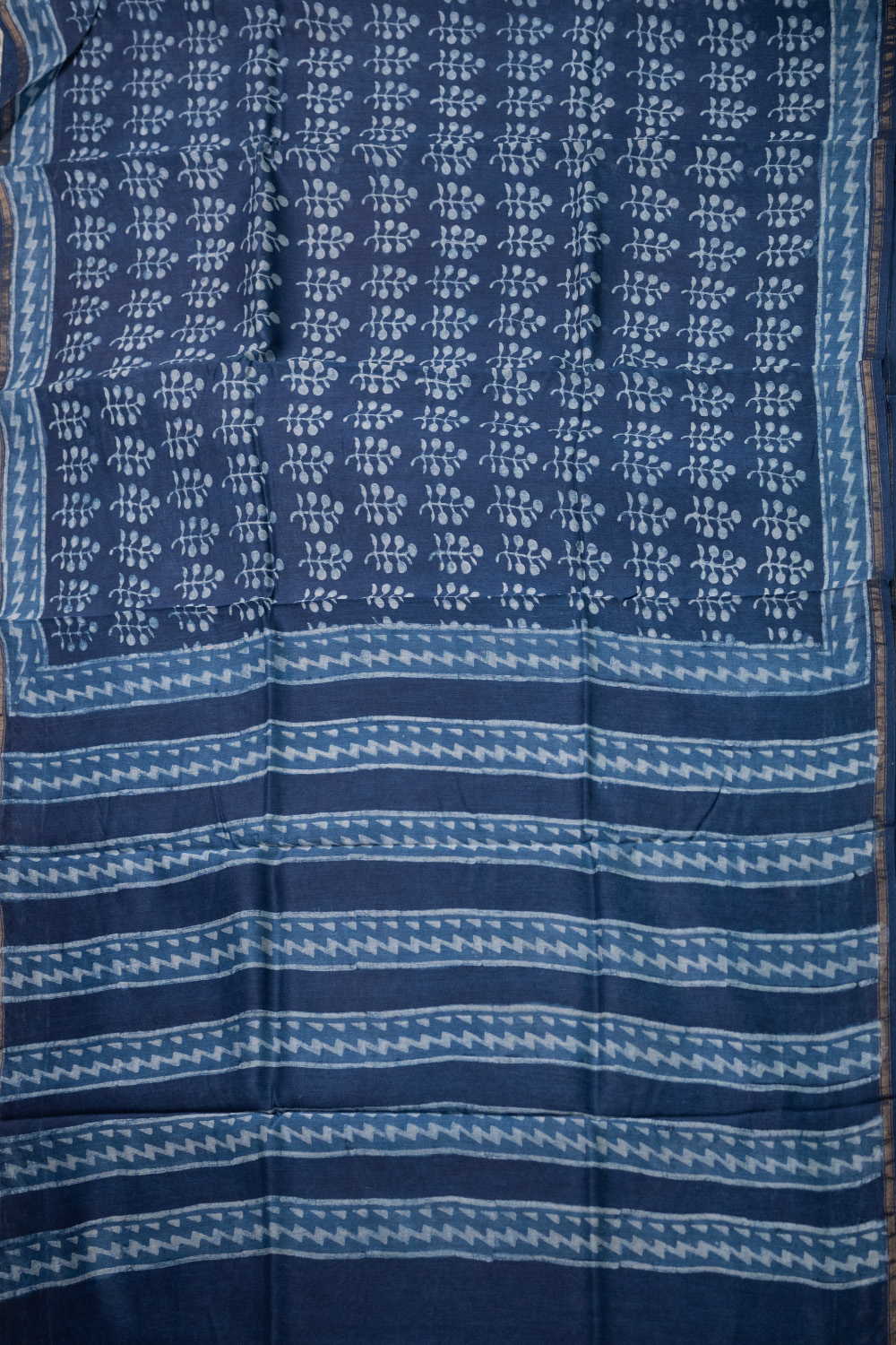 Cream Buttas Block Printed Chanderi Silk Cotton saree - Image 2