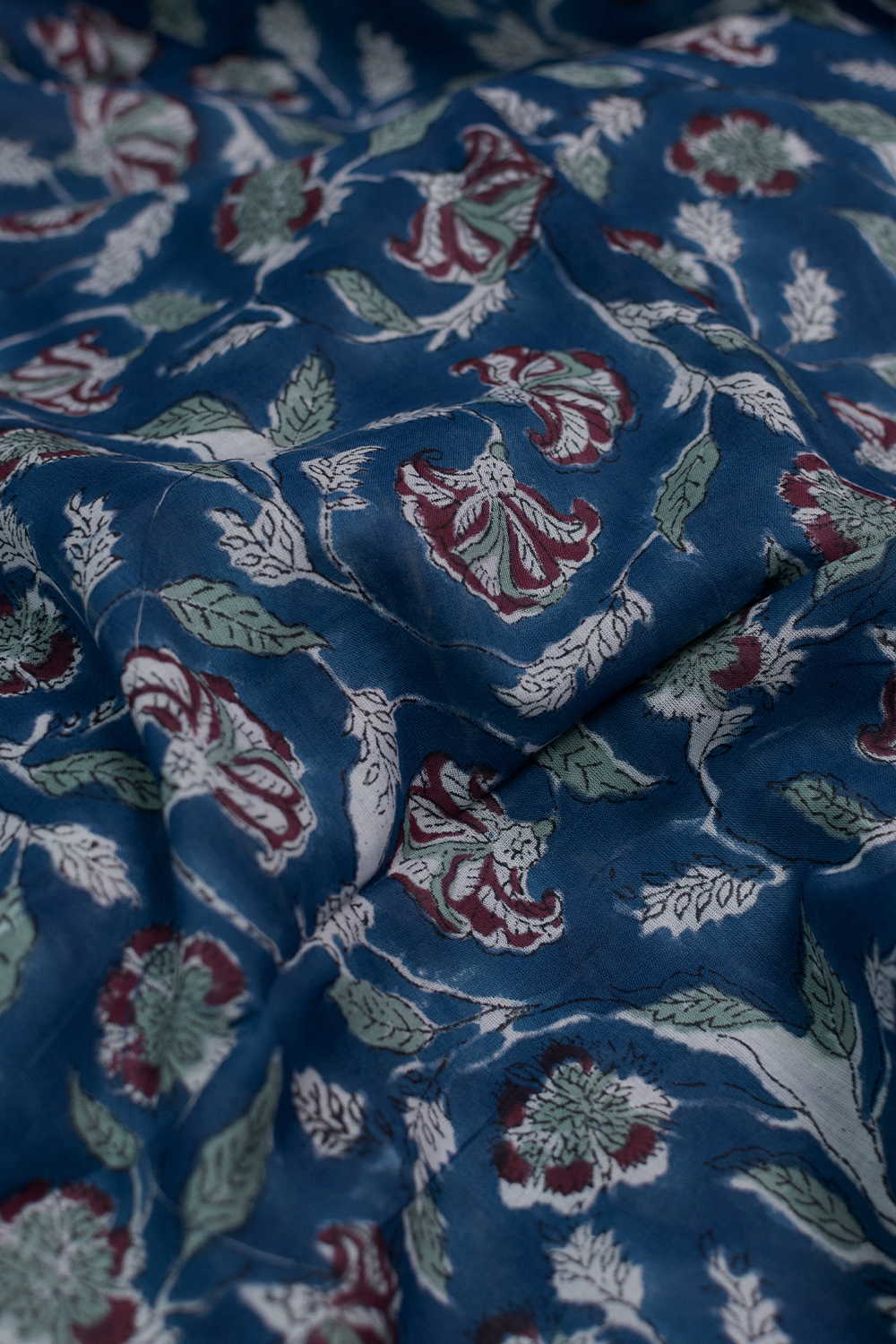 Blue Floral Garden Sanganeri Mul Cotton Fabric - 0.65m - Image 3