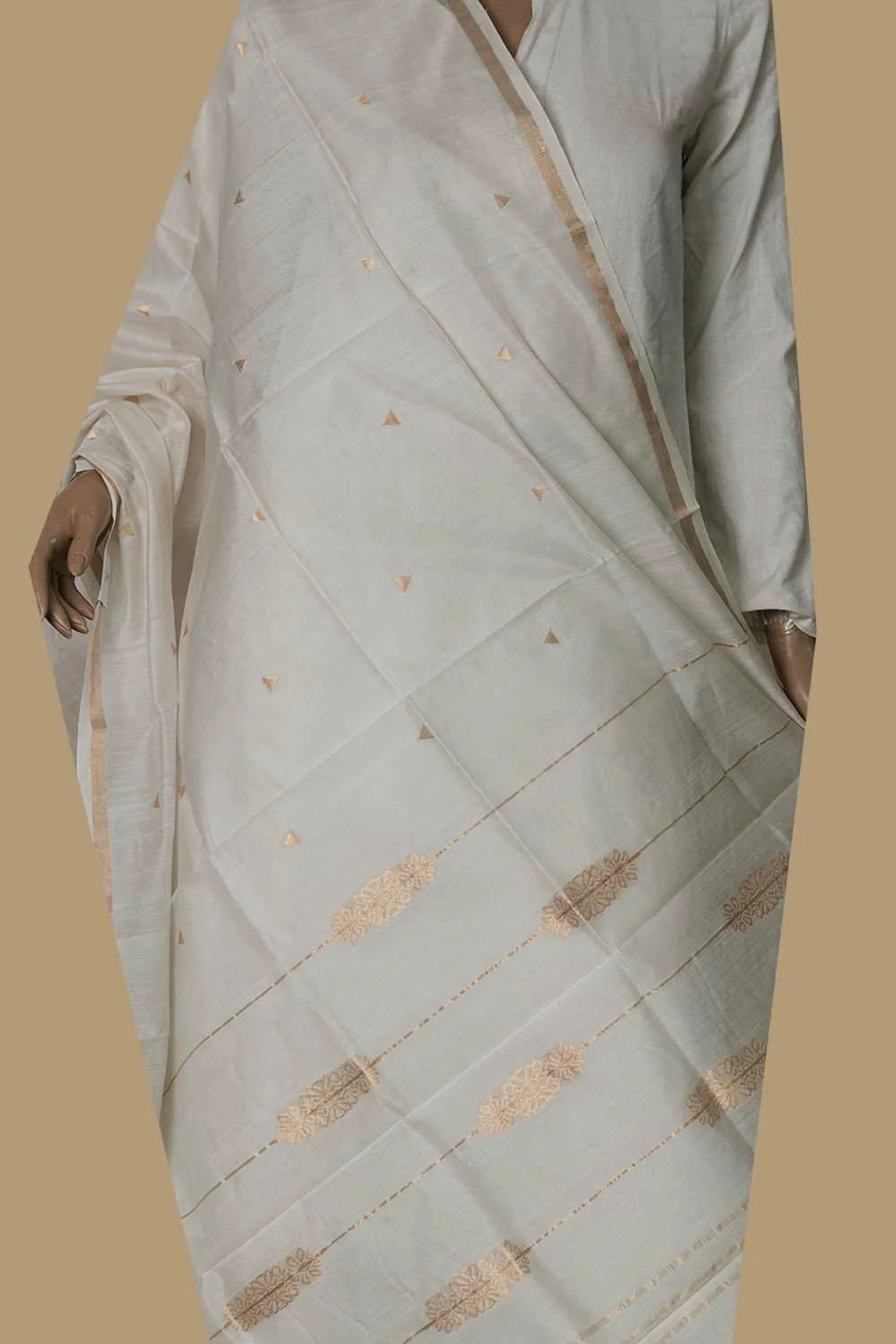 Zari Butti on Cream Chanderi Silk Cotton Dupatta - Image 2