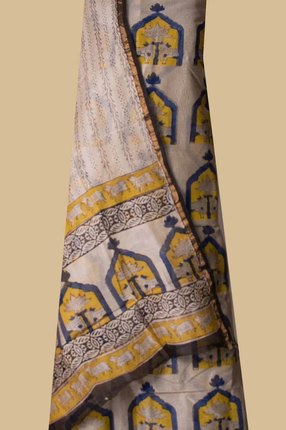 Lotus Temple Motifs Chanderi Silk Cotton Suit