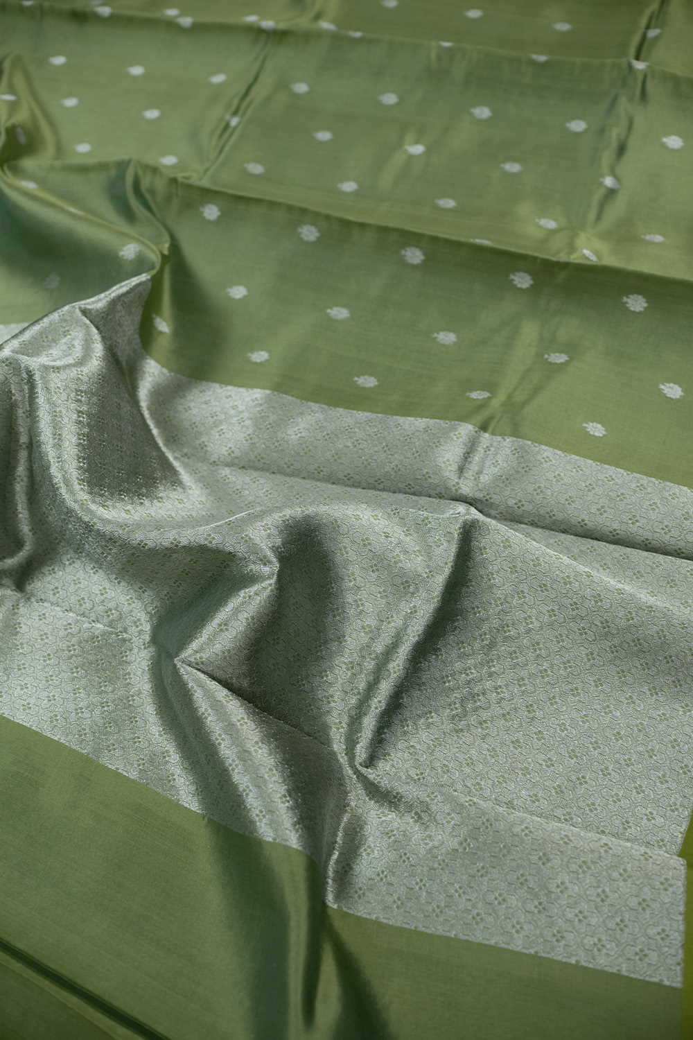 Little Zari Motifs on Green Chanderi Silk saree - Image 3