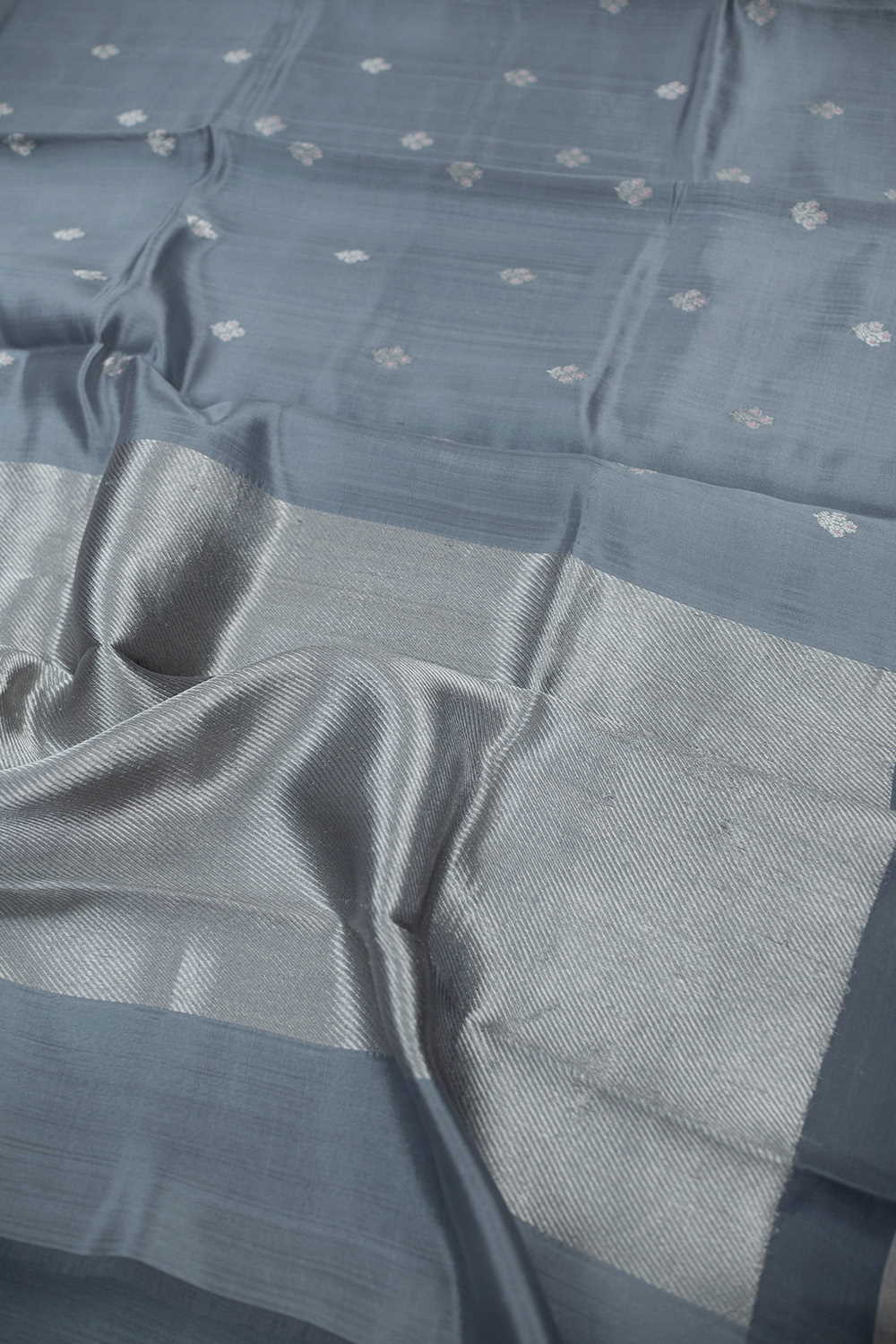 Silver Zari Butta on Grey Chanderi Silk saree - Image 3