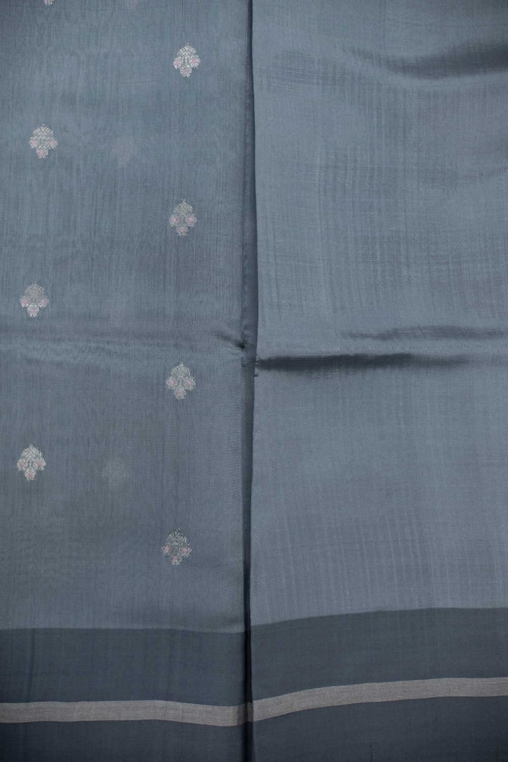 Silver Zari Butta on Grey Chanderi Silk saree - Image 4