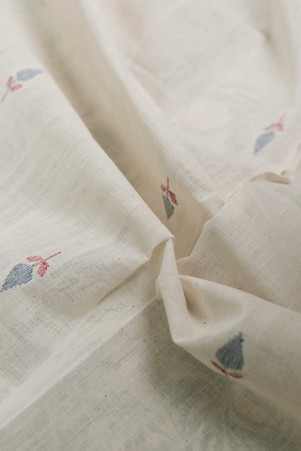 Cream with Leaf Butta Handspun Cotton Fabric - 0.7m - Image 2