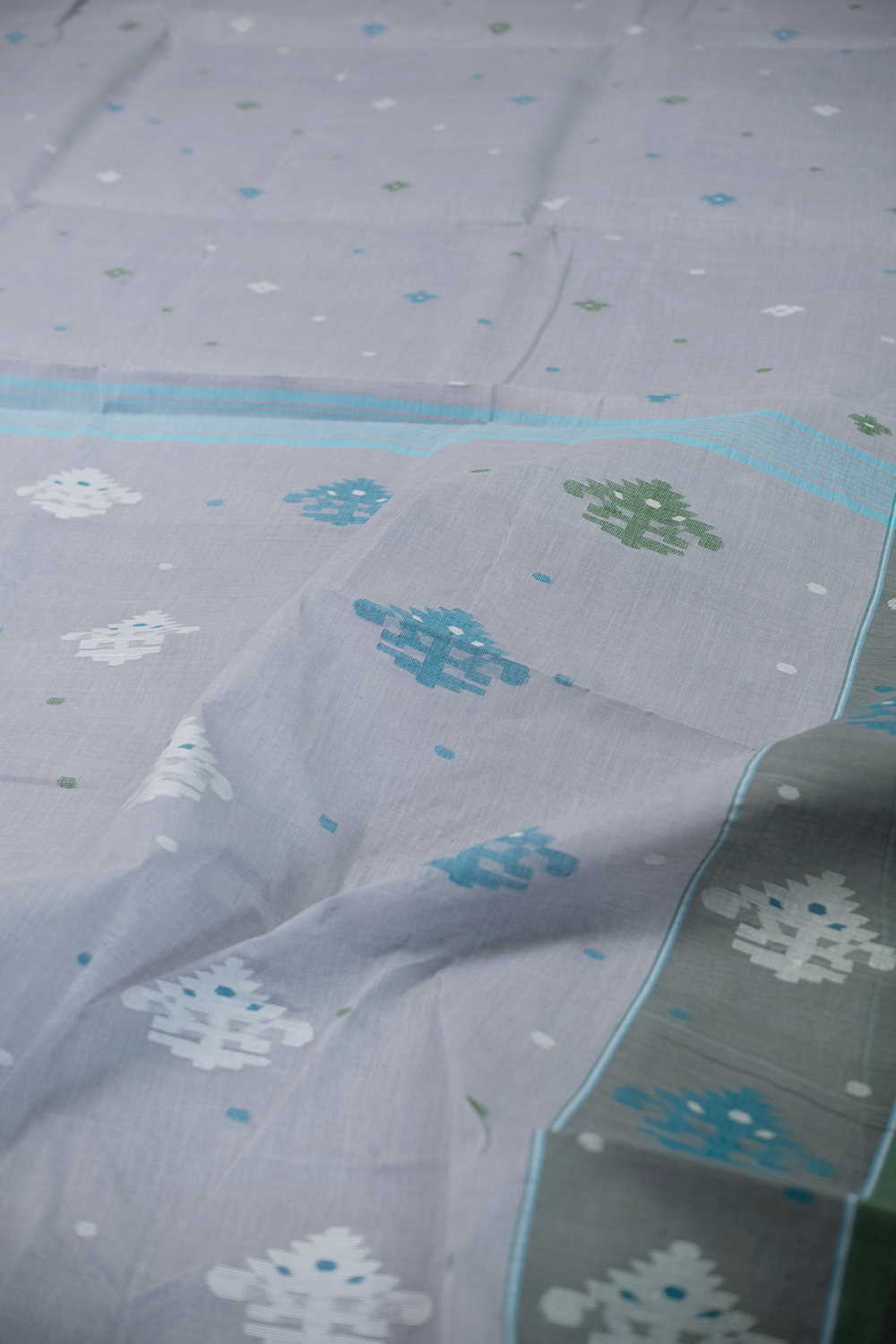 Mild Purple Grey Bengal Handwoven Cotton saree - Image 3