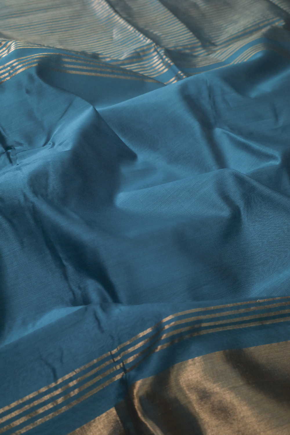 Blue with Stripes Maheshwari Silk Cotton saree - Image 3