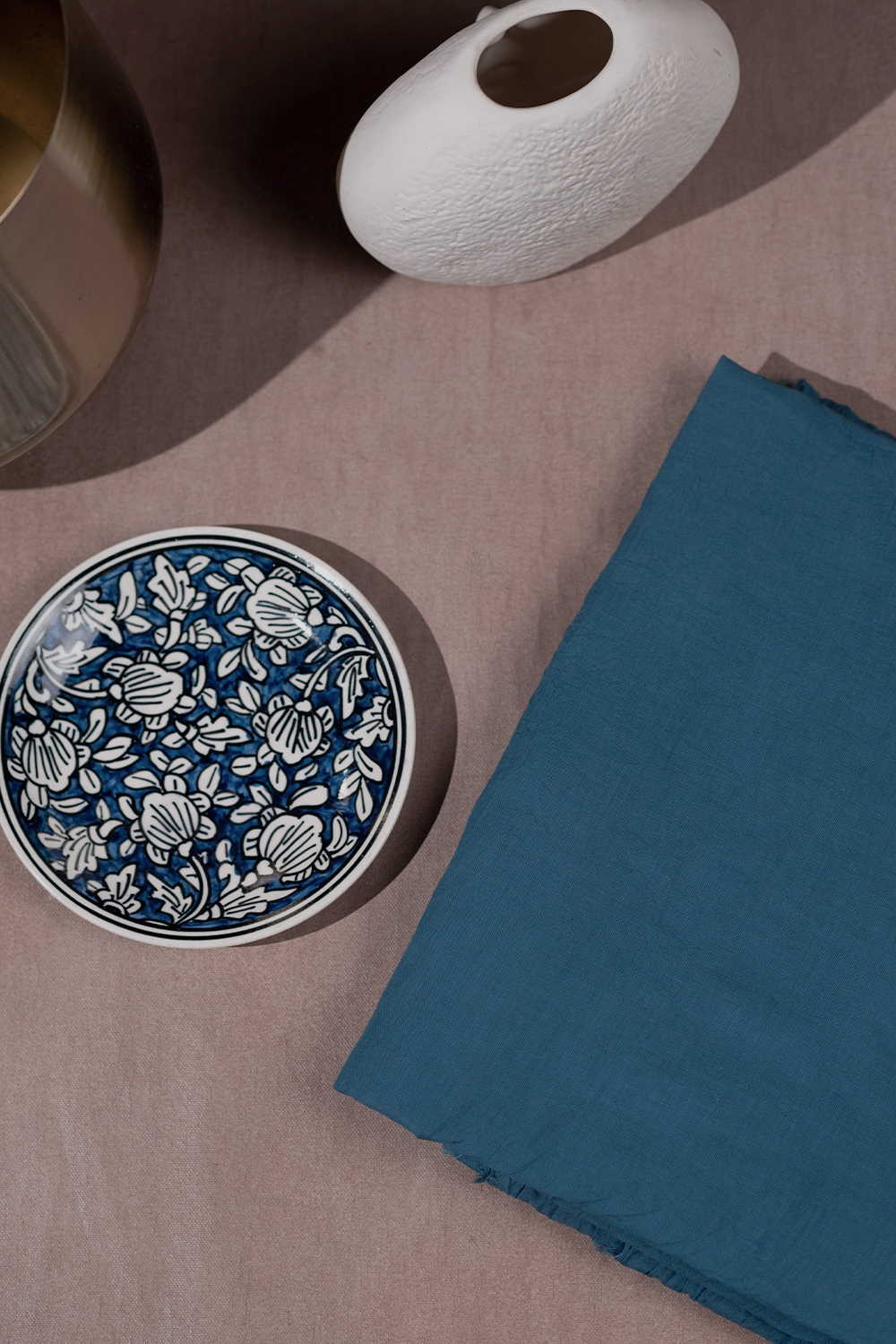 Plain Yale Blue Mul Cotton Fabric