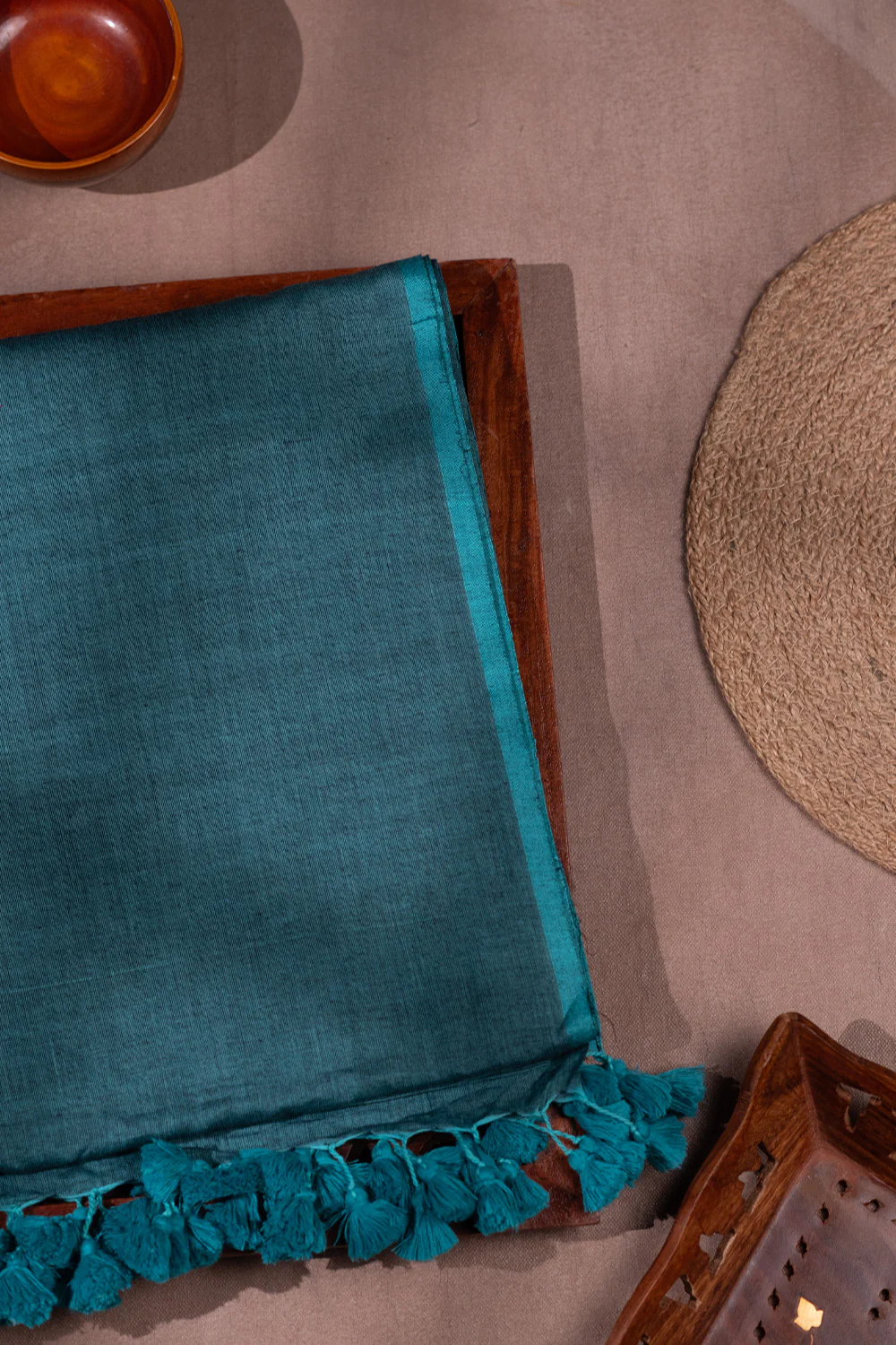 Plain - Blackish Green Handwoven Mul Cotton saree