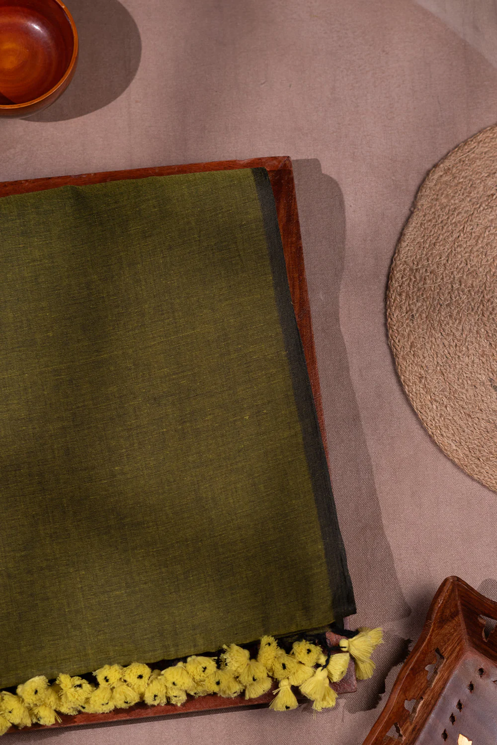 Dual Shaded Green Handwoven Mul Cotton saree