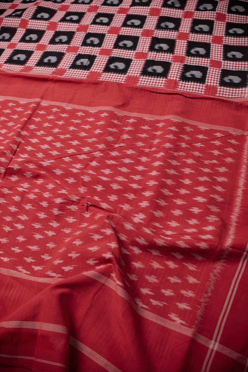 Crimson Mosaic Telia Rumal Ikat Cotton Saree - Image 3