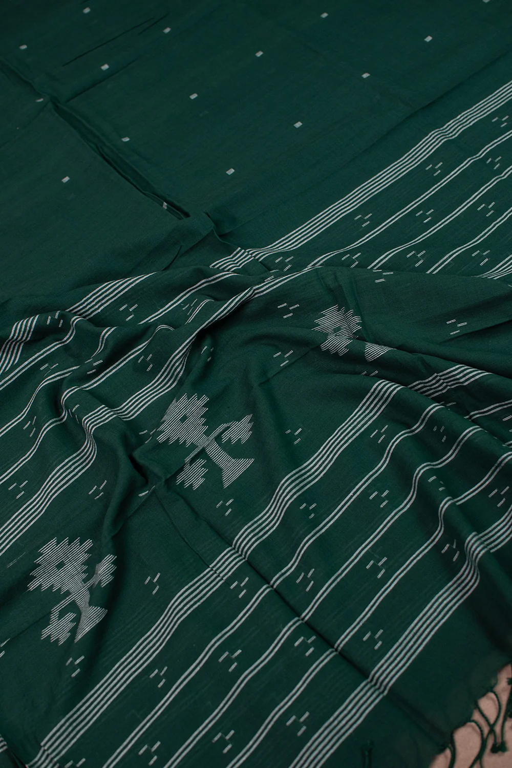 Deep Green Jamdani Cotton Dupatta - Image 2