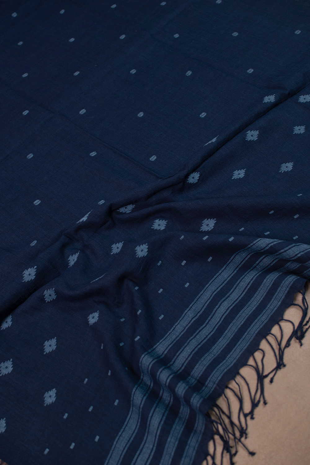 Shade of Indigo Jamdani Cotton Dupatta - Image 3
