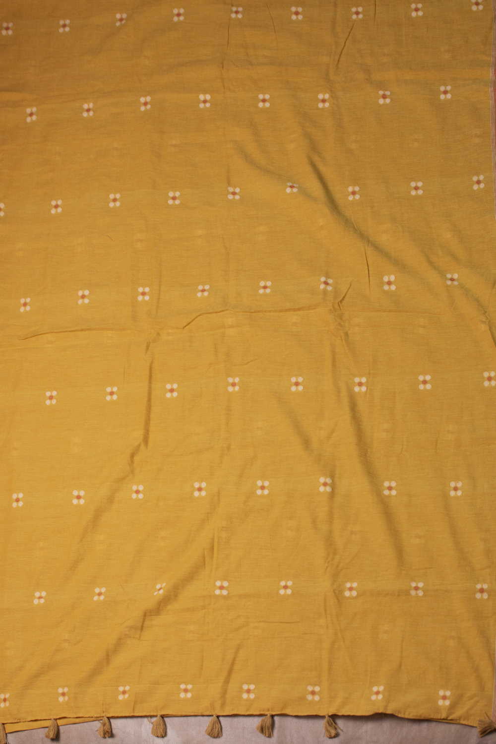 Buttas on Yellow Jamdani Cotton Saree - Image 2