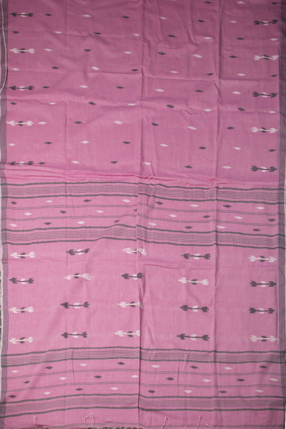 Motifs on Pink Jamdani Cotton saree - Image 2
